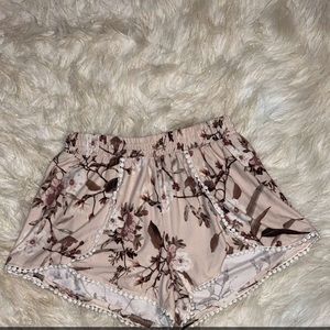 Size M but fit like a small in the waist band worn maybe a few times